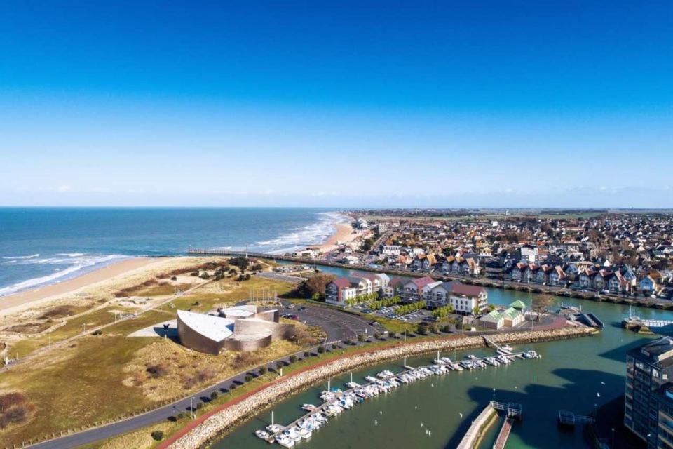 Embruns - F2 400M De La Mer - Juno Beach Bernieres-sur-Mer Luaran gambar